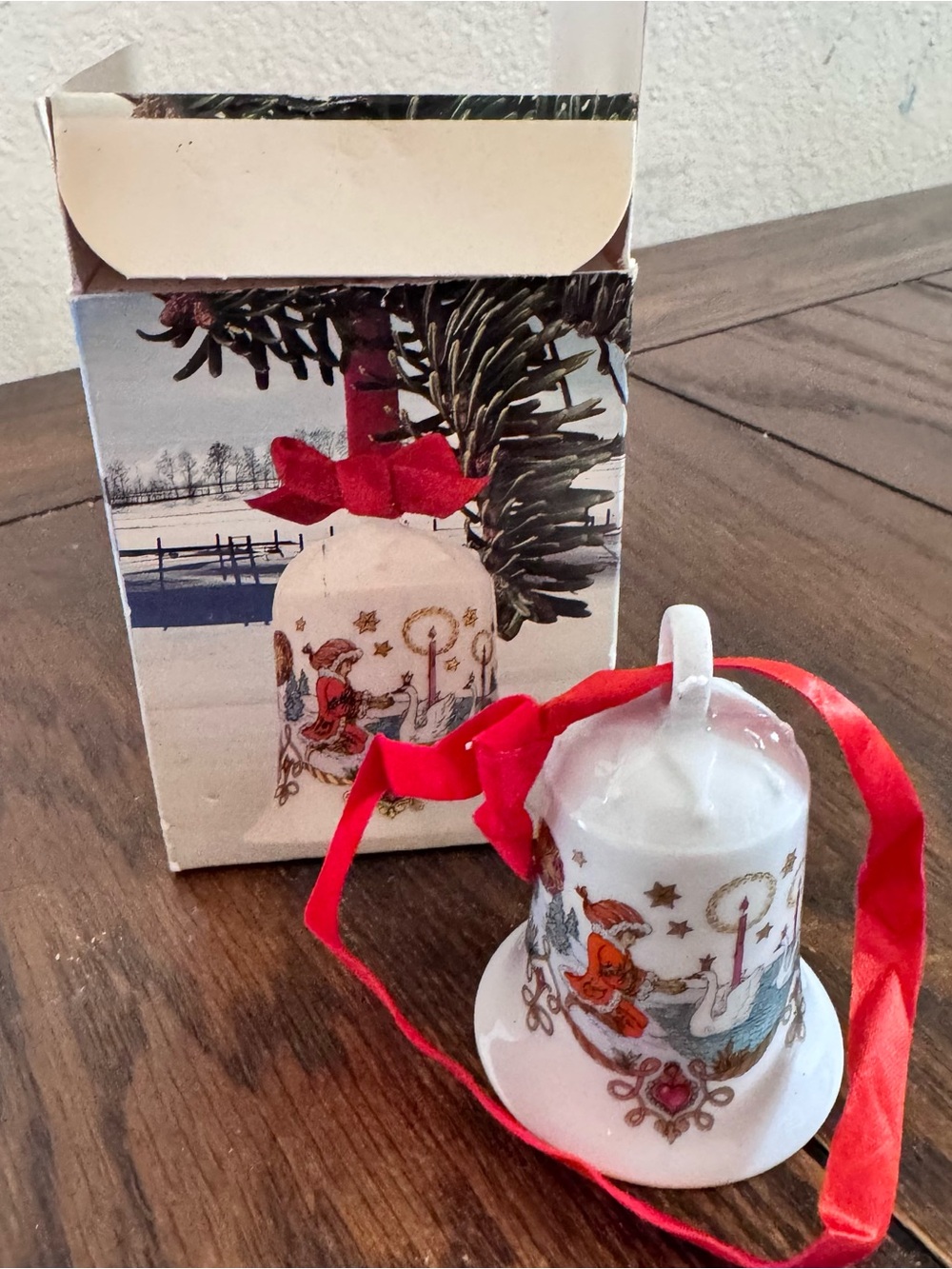 Vintage 1983 Hutschenreuther Annual Bell: Marschland Christmas Ornament